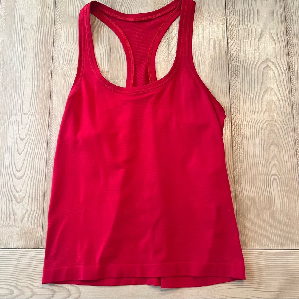 Lululemon Athletica Swiftly Tech Waist Length Size 6